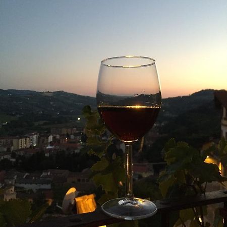 View & Wine Bed & Breakfast Canelli Ngoại thất bức ảnh