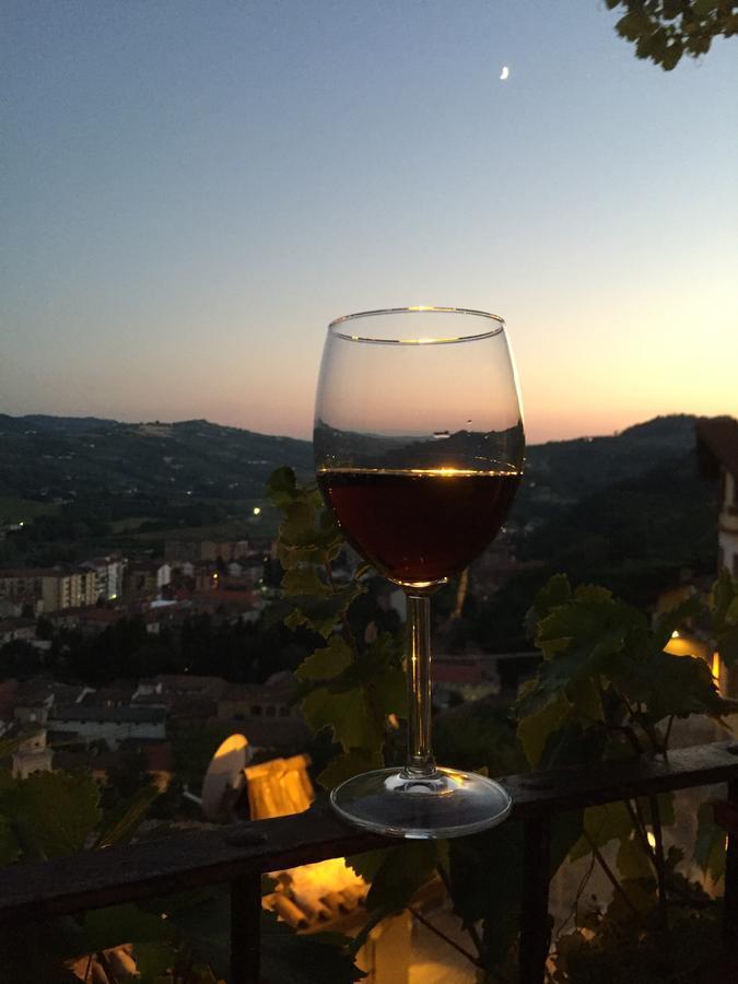 View & Wine Bed & Breakfast Canelli Ngoại thất bức ảnh